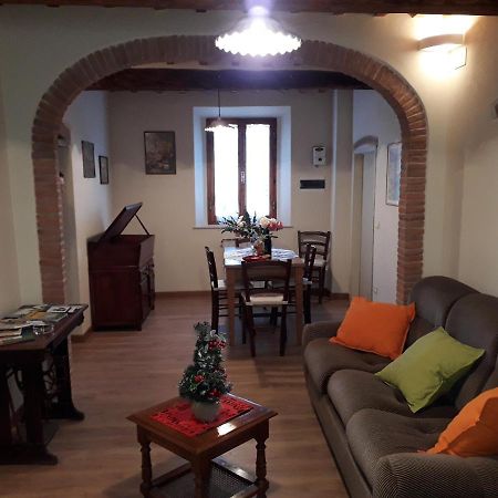 Dinas House Tuscany Holidays Terricciola Esterno foto